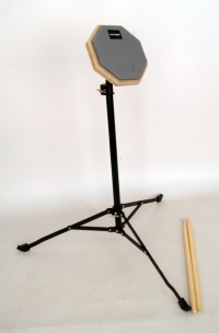 Пэд тренировочный Dadi PP-8ST-1(20,32 см) 8" в комплекте со стойкой, чехлом и барабанными палочками