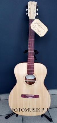 Акустическая гитара Kremona M15S-GG Steel String Series Green Globe (Болгария)