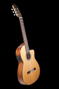 Классическая гитара PRUDENCIO 52 (Испания) электроакустическая